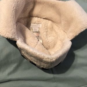 Burberry baby hat